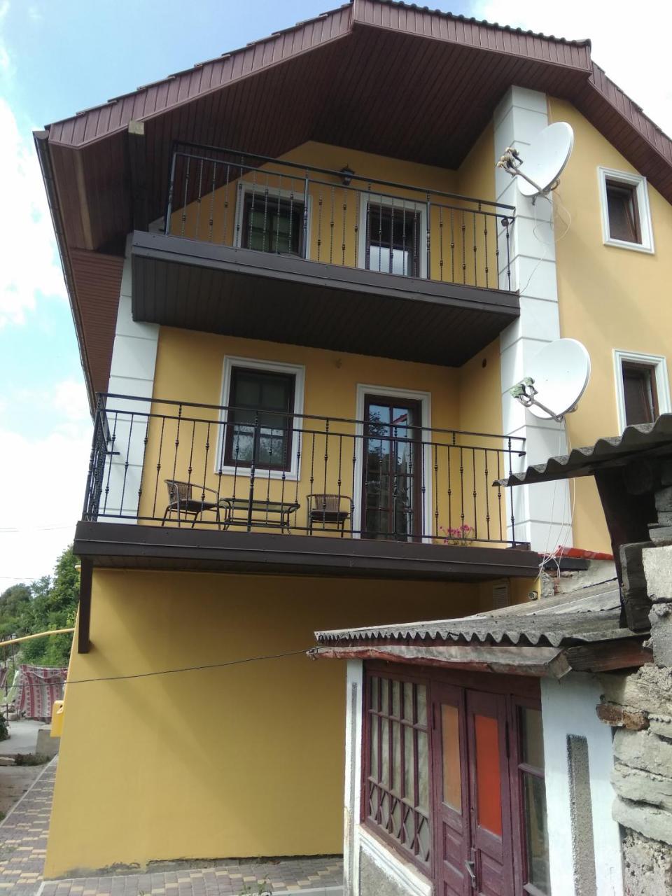 Джерело Camenița Exterior foto